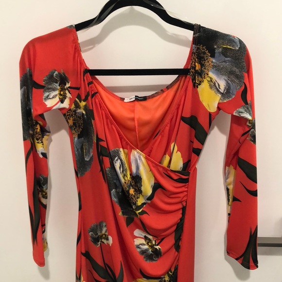 Dress - Picture 2 of 3